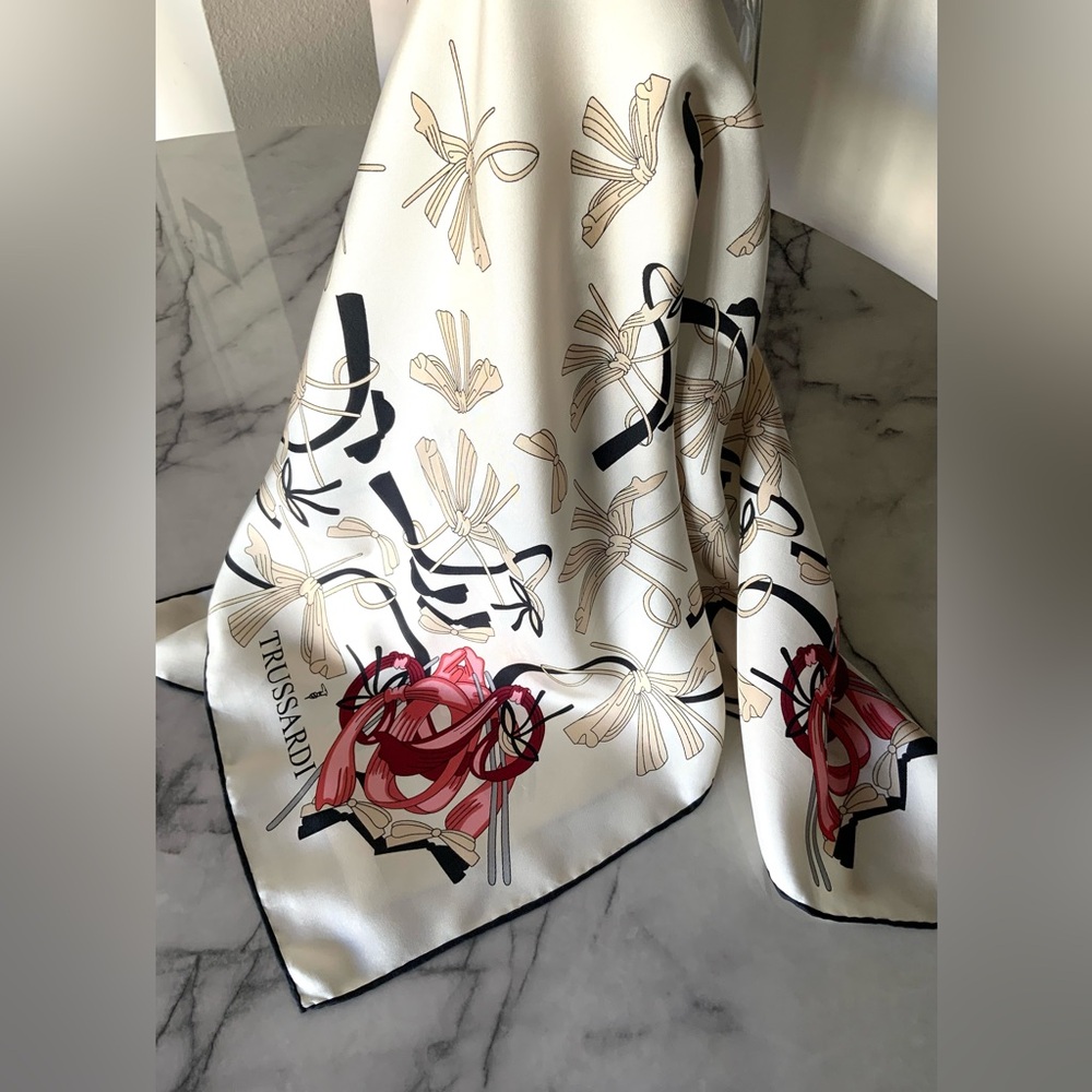 Trussardi Silk Scarf with Cream, Black, and Red Accents - Picture 10 of 10